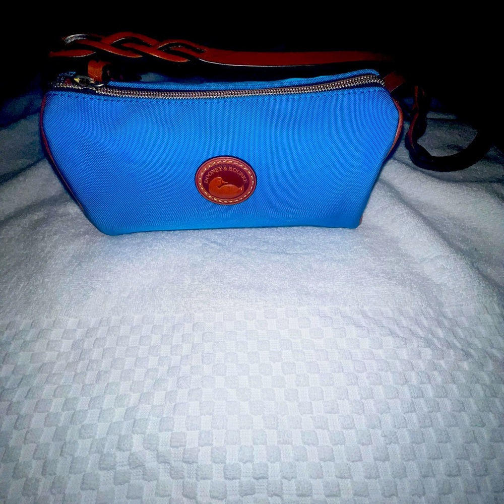 Small Nylon Dooney & Bourke hand bag - Picture 2 of 8